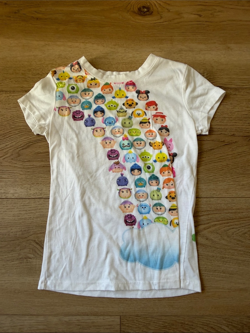 Disney White Short Sleeve Tee with Colorful Character Tsum Tsum Print